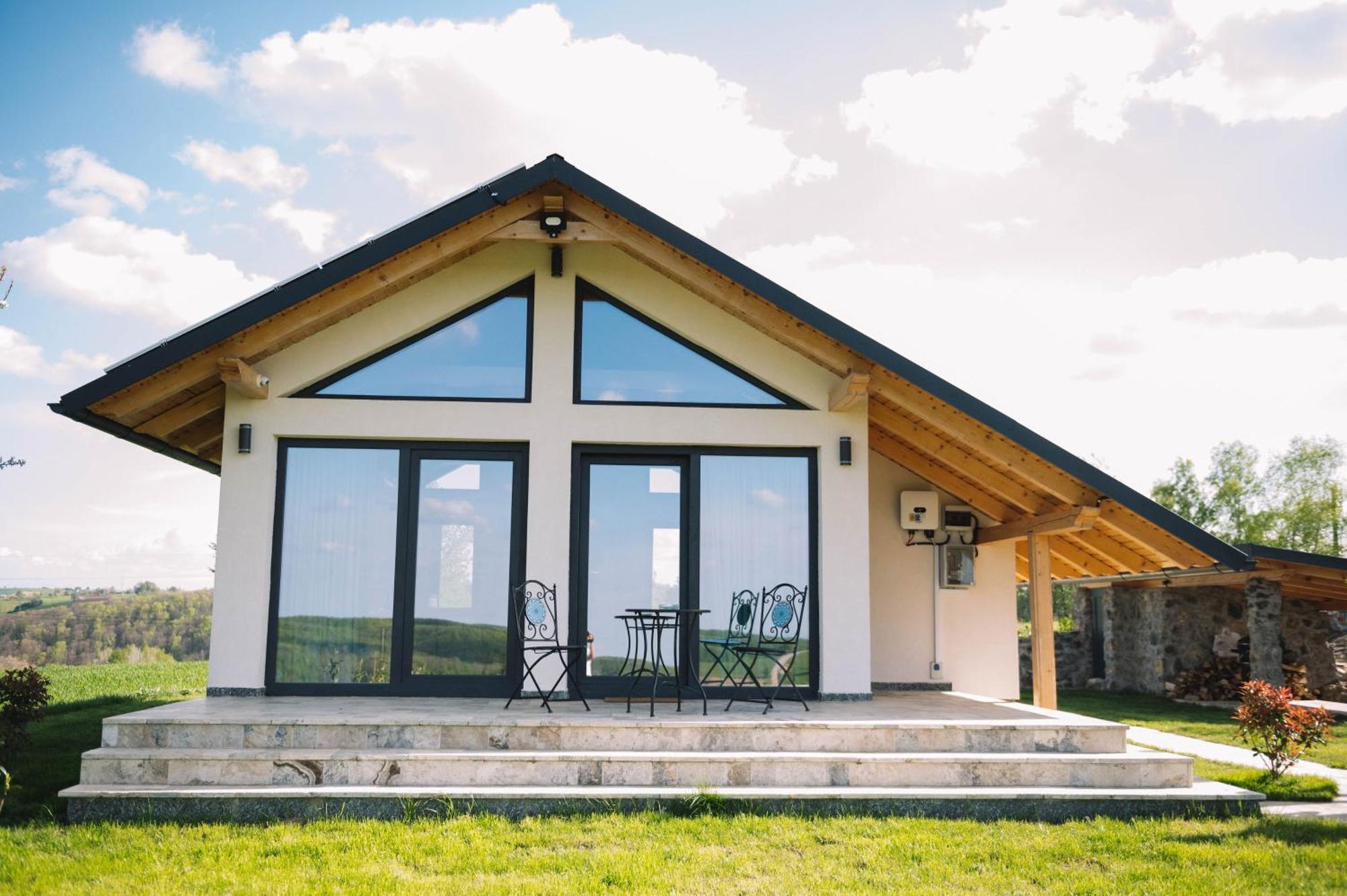 Casa Moderna In Sinteu - Intersectia Intre Modern Si Linistea Naturii Huta Voivozi Esterno foto